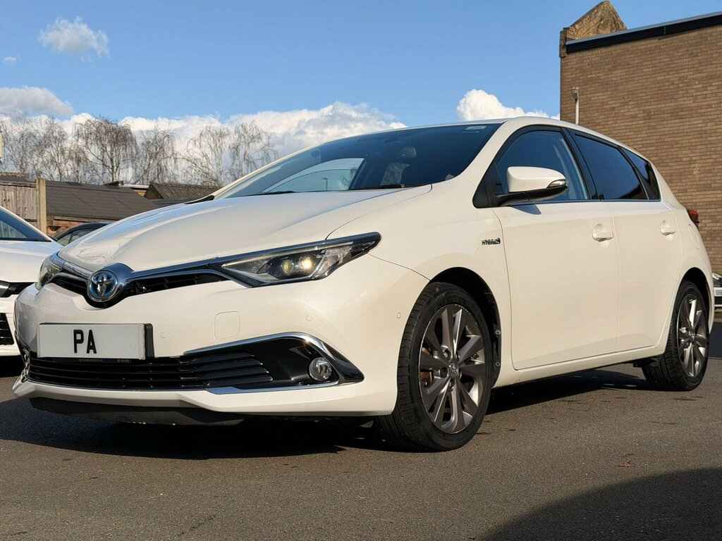 Toyota Auris 1.8 Vvt-h Excel Cvt Euro 6 Ss DA66GXU White #3