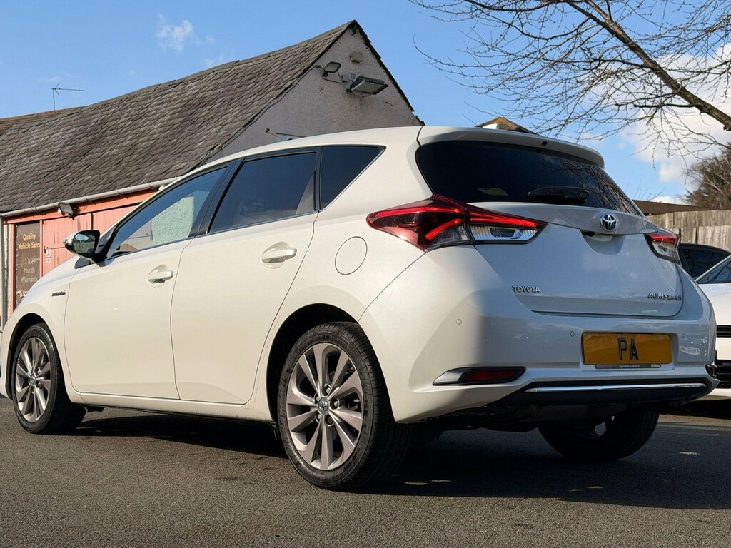 Toyota Auris 1.8 Vvt-h Excel Cvt Euro 6 Ss DA66GXU White #6