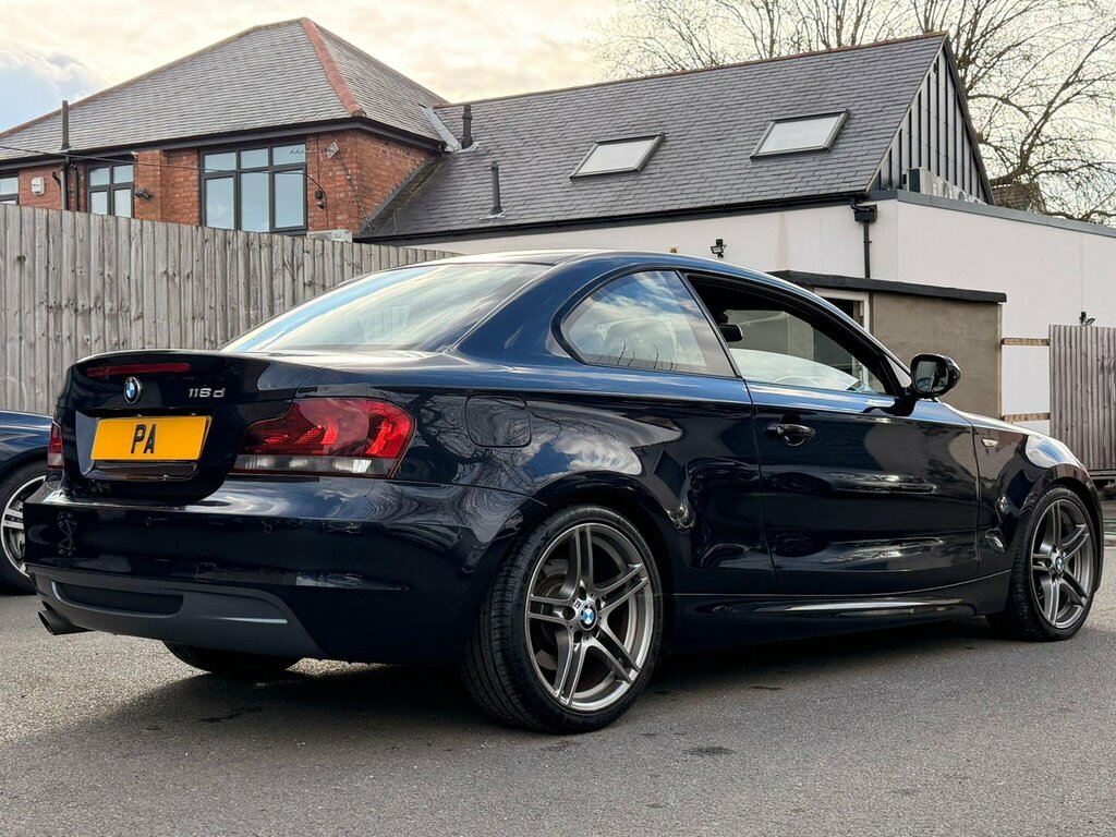 BMW 1 Series 2.0 118D Sport Plus Edition Euro 5 Ss FG62TZC Black #4