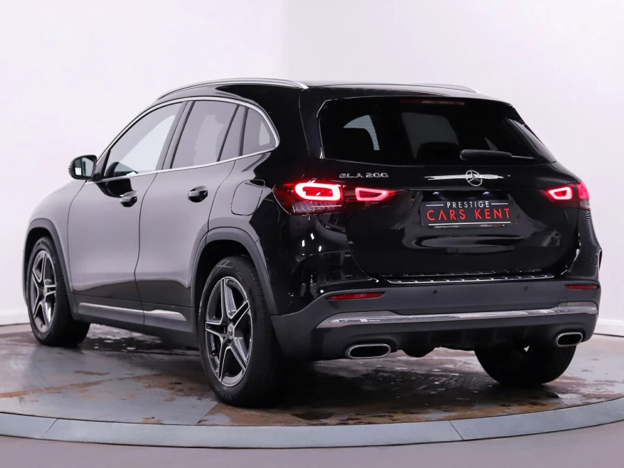Mercedes-Benz GLA Class 1.3 Gla200 Amg Line Executive Suv 7G- WV70YBH Black #3