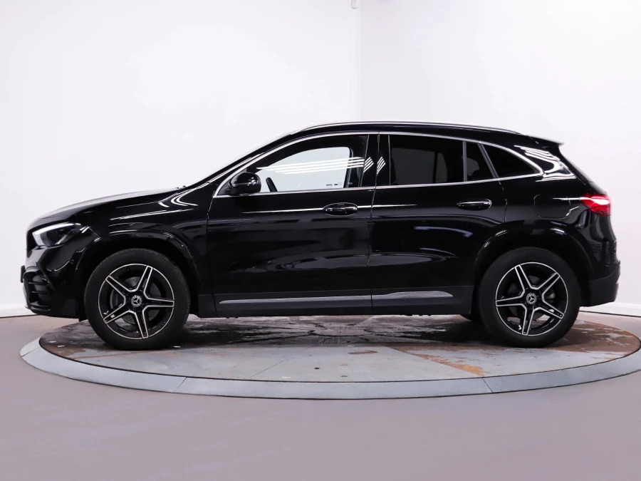 Mercedes-Benz GLA Class 1.3 Gla250e 15.6Kwh Amg Line Executive Suv P Black #4