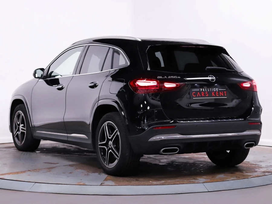 Mercedes-Benz GLA Class 1.3 Gla250e 15.6Kwh Amg Line Executive Suv P Black #3