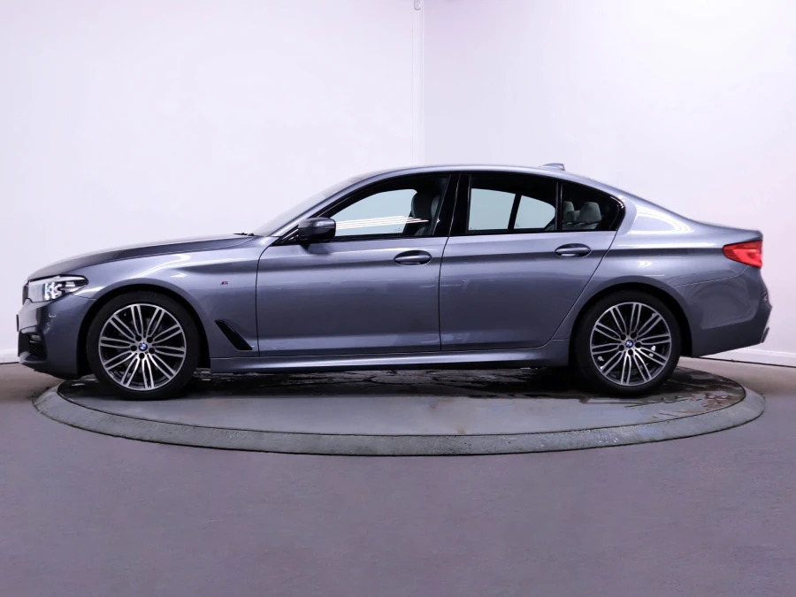 BMW 5 Series 530D M Sport Saloon Blue #4