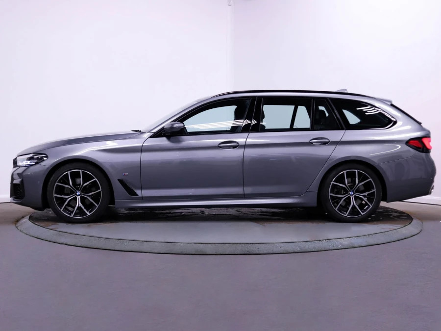 BMW 5 Series 520D M Sport Touring WM73KCZ Grey #4