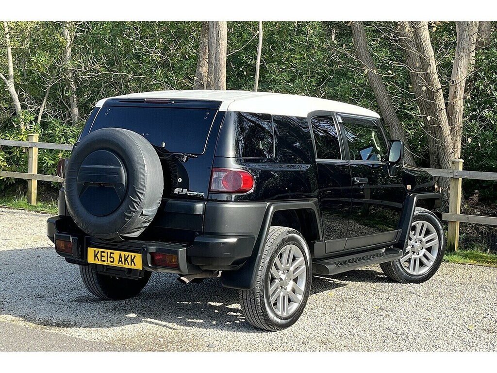 Toyota FJ Cruiser 4X4 Black #5