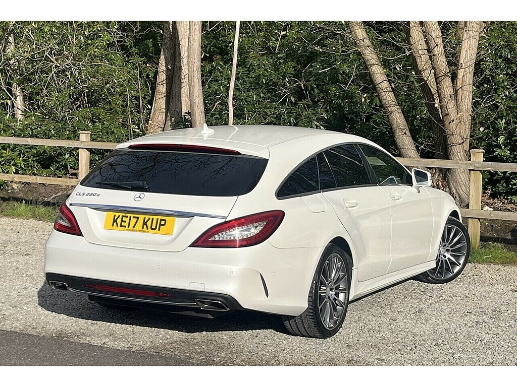 Mercedes-Benz CLS Cls220d Amg Line Black #4