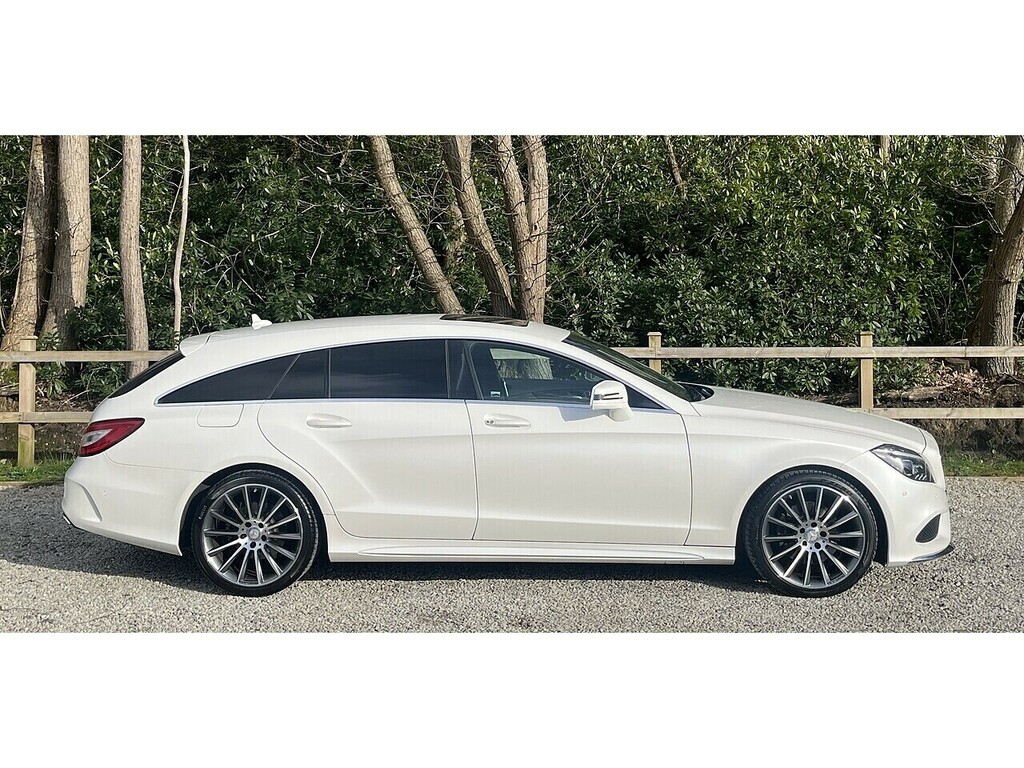 Mercedes-Benz CLS Cls220d Amg Line Black #3