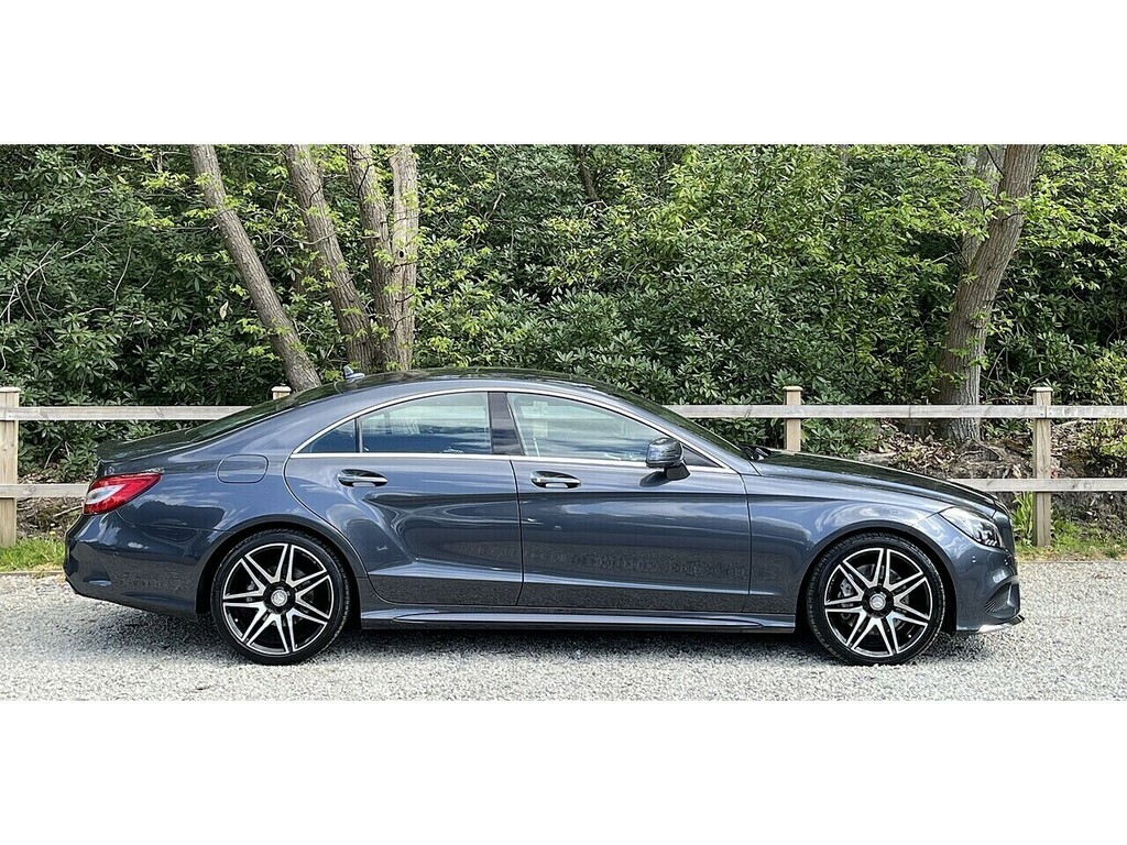 Mercedes-Benz CLS Cls400 V6 Amg Line Black #3