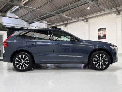 Volvo XC60 B4 Plus Mhev HT72BWA Blue #3