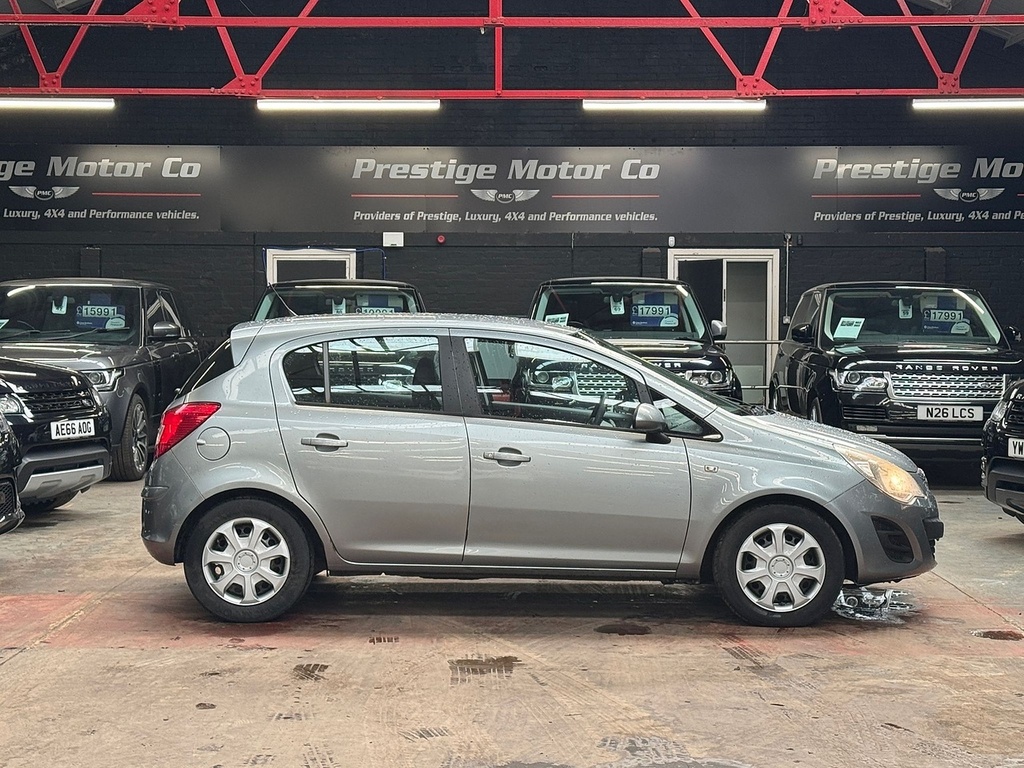 Vauxhall Corsa Exclusiv Silver #3