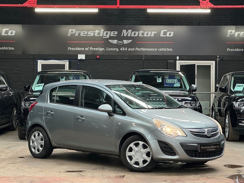 Vauxhall Corsa Exclusiv Silver #2