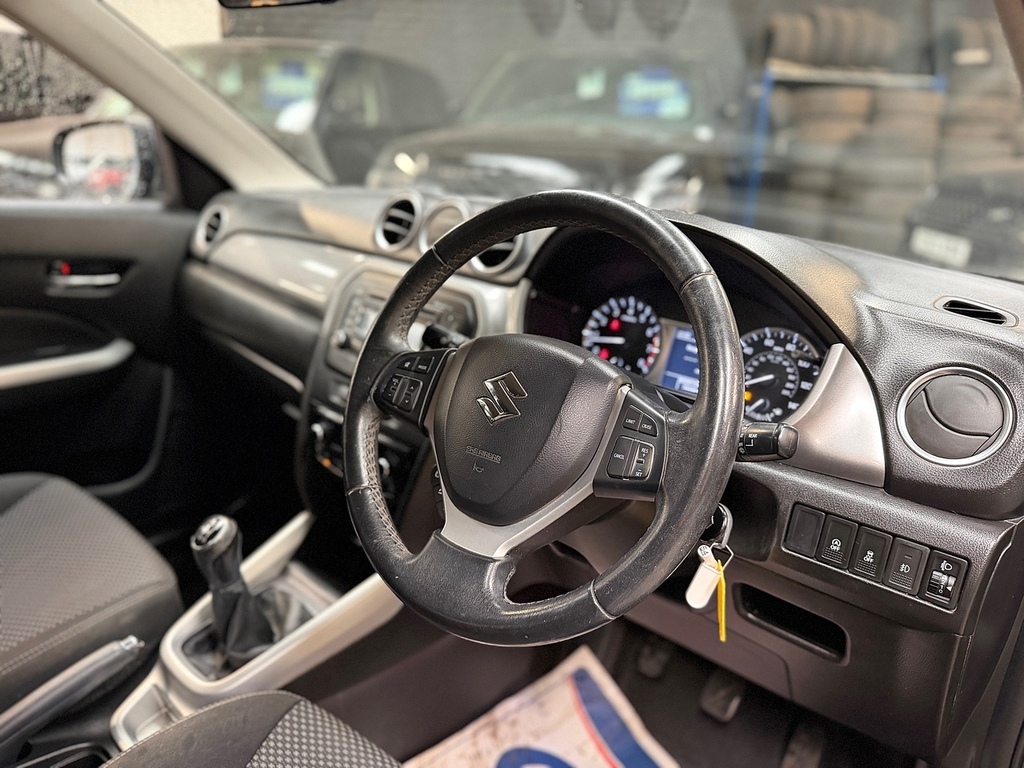 Suzuki Vitara Sz4 BV65TCY Black #5