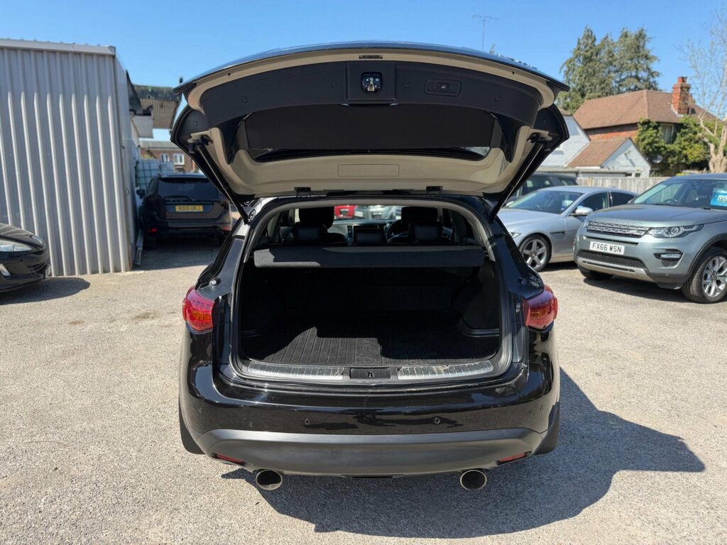 Infiniti QX70 Gt D White #27