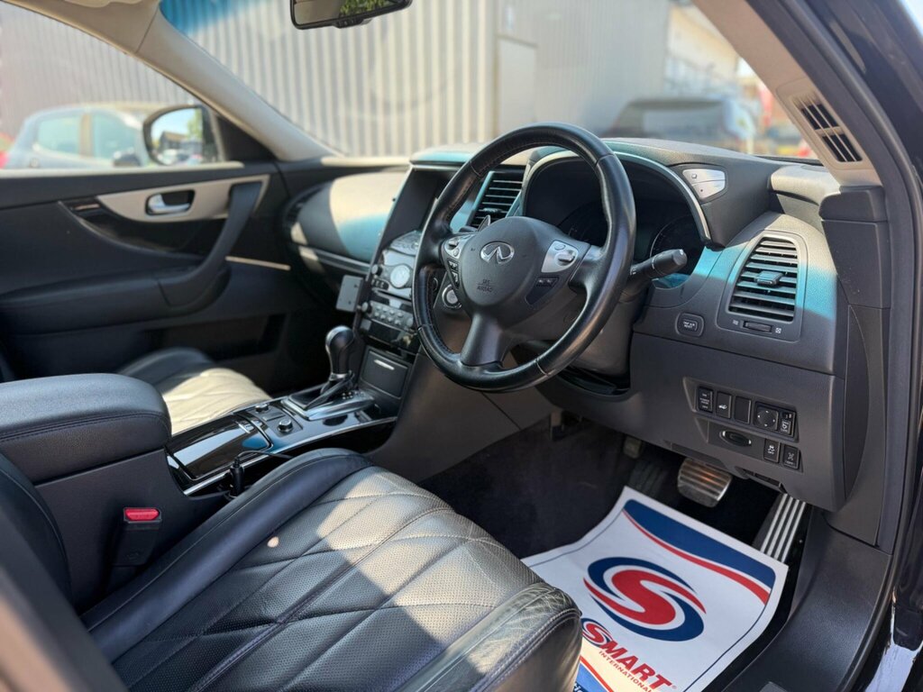 Infiniti QX70 Gt D White #12
