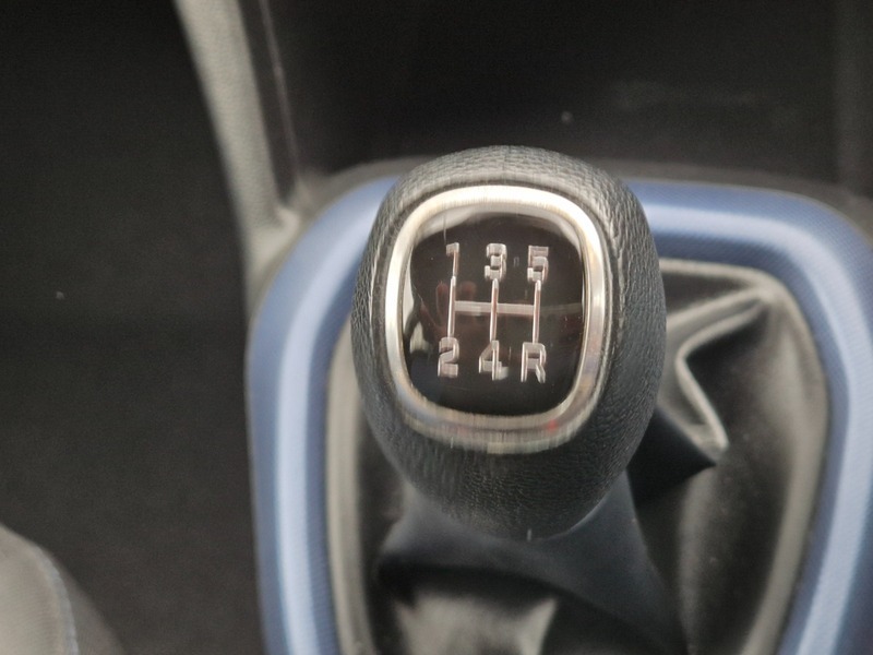 Hyundai  1.0 Premium Blue #17