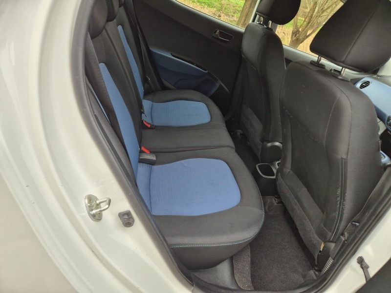 Hyundai  1.0 Premium Blue #11