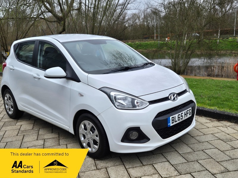 Hyundai  1.0 Premium Blue #1