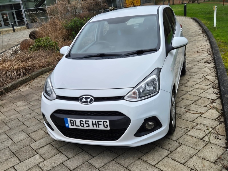 Hyundai  1.0 Premium Blue #7