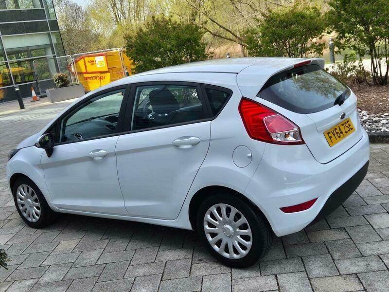 Ford Fiesta 1.25 Style Hatchback FY64ZSE White #4
