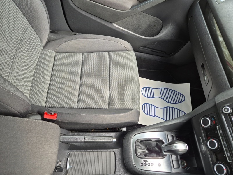 Volkswagen  Tdi S Euro 5 Red #17