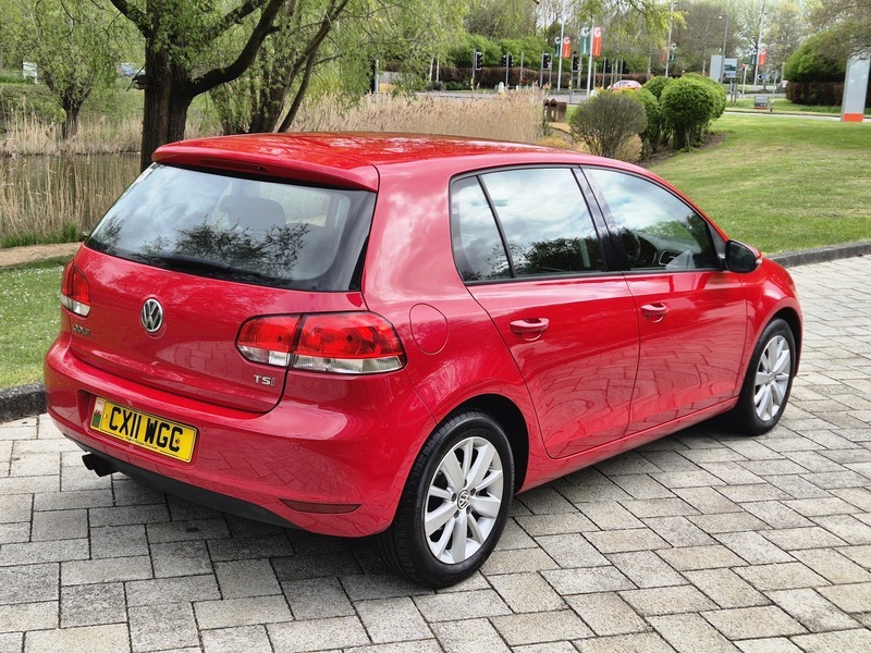 Volkswagen  Tdi S Euro 5 Red #3