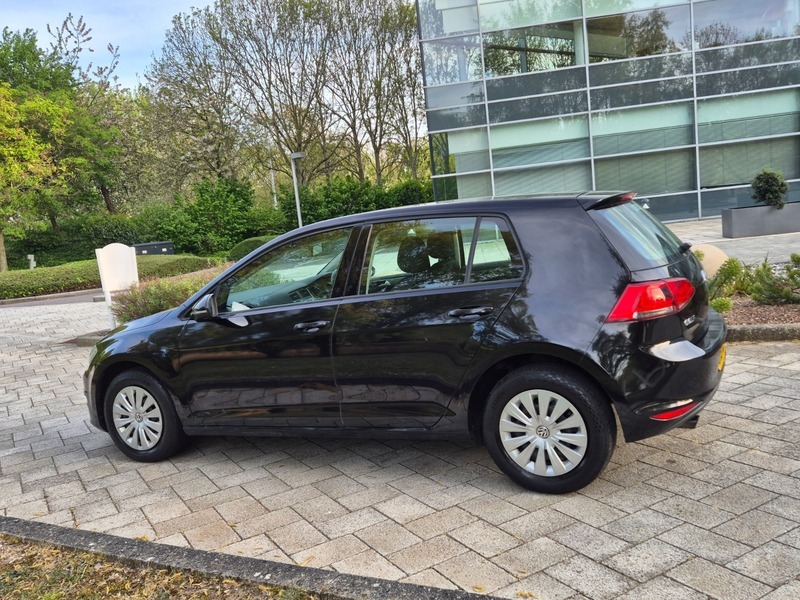 Volkswagen Golf 1.6 Tdi Bluemotion Tech GN64OZX Black #6