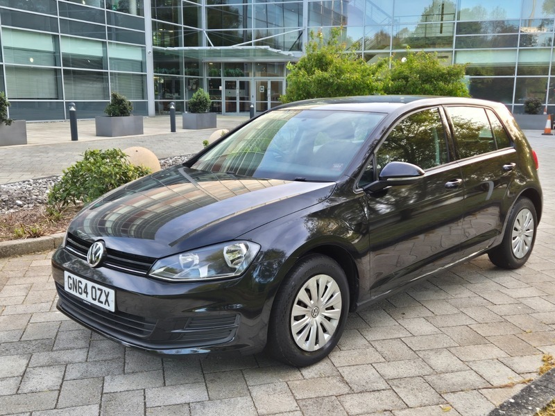 Volkswagen Golf 1.6 Tdi Bluemotion Tech GN64OZX Black #2