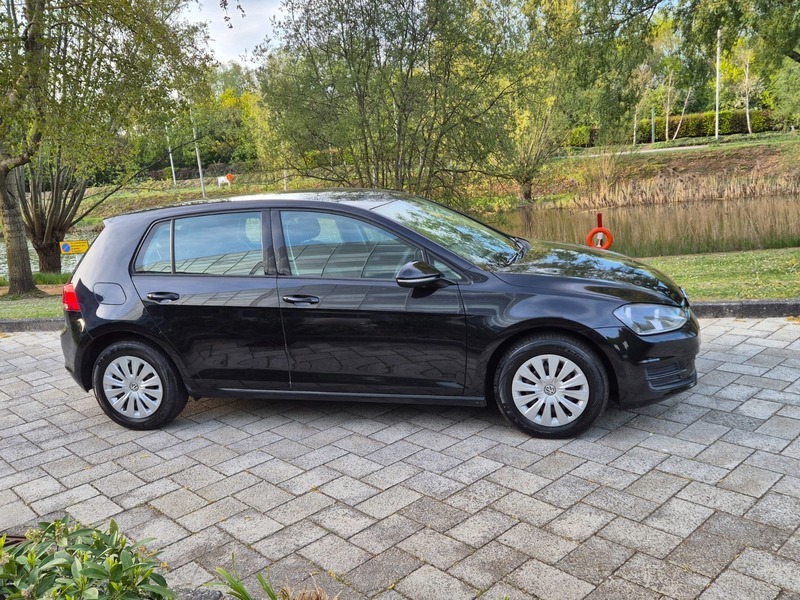 Volkswagen Golf 1.6 Tdi Bluemotion Tech GN64OZX Black #5