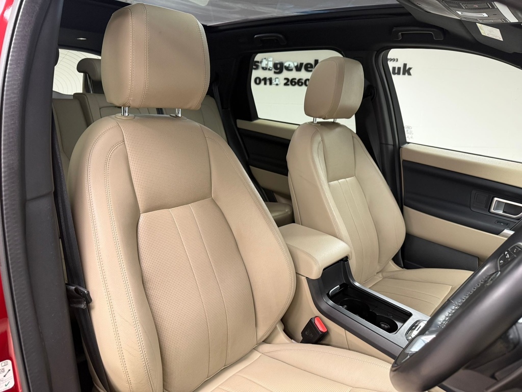 Land Rover Discovery Sport 2.0 Td4 180 Hse YS68OLX Red #6