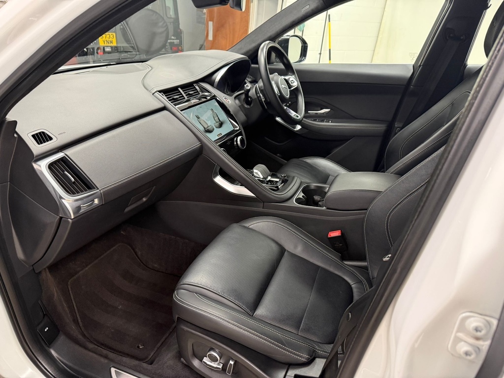 Jaguar E-Pace 2.0 D165 R-dynamic S - One Owner Low Mile NJ21KZE White #6