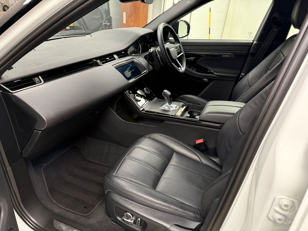 Land Rover Range Rover Evoque 2.0 D200 R-dynamic S Black Pack SW71DGO White #6