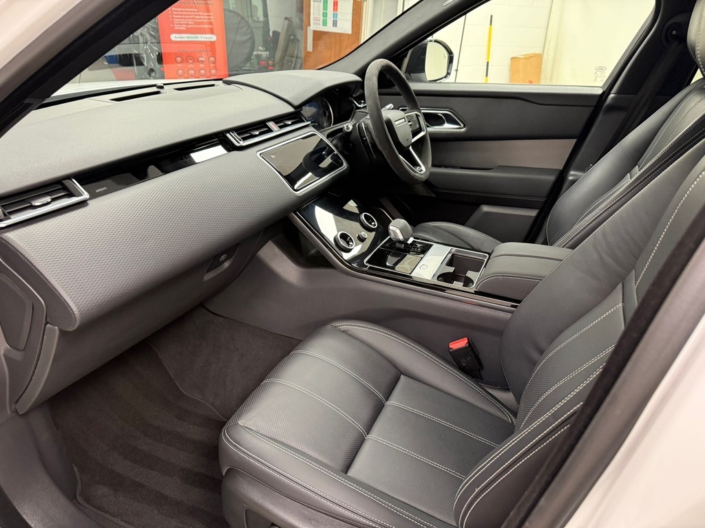 Land Rover Range Rover Velar 2.0 D200 Edition Black Pack- Opening Pan PN22ADO White #6