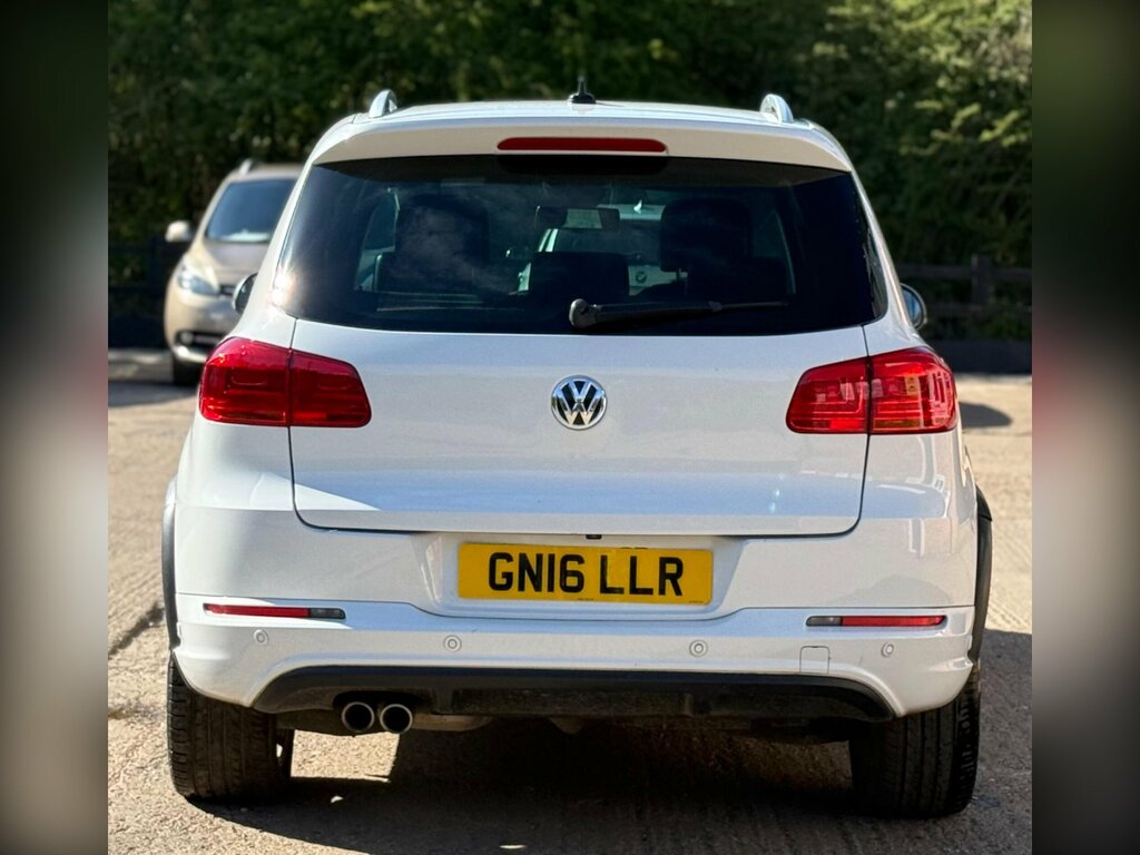 Volkswagen Tiguan 2.0 Tdi Bluemotion Tech R-line Edition Dsg 4Wd Eur GN16LLR White #6