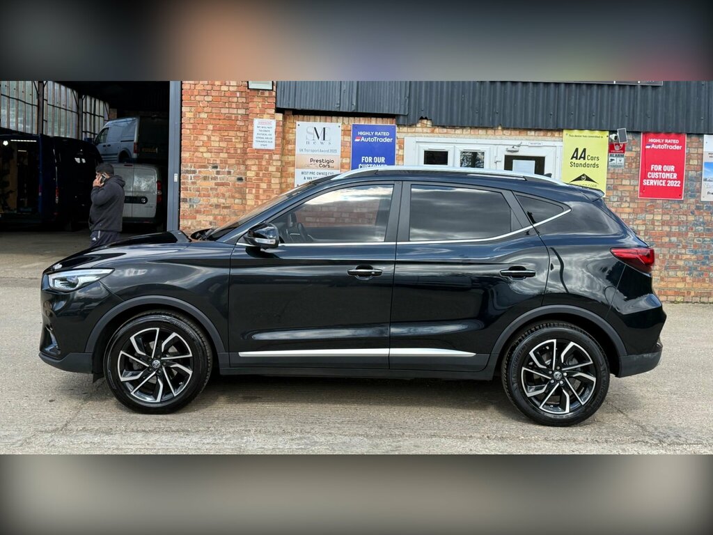MG ZS 1.0 T-gdi Exclusive Euro 6 LY72BPK Black #4