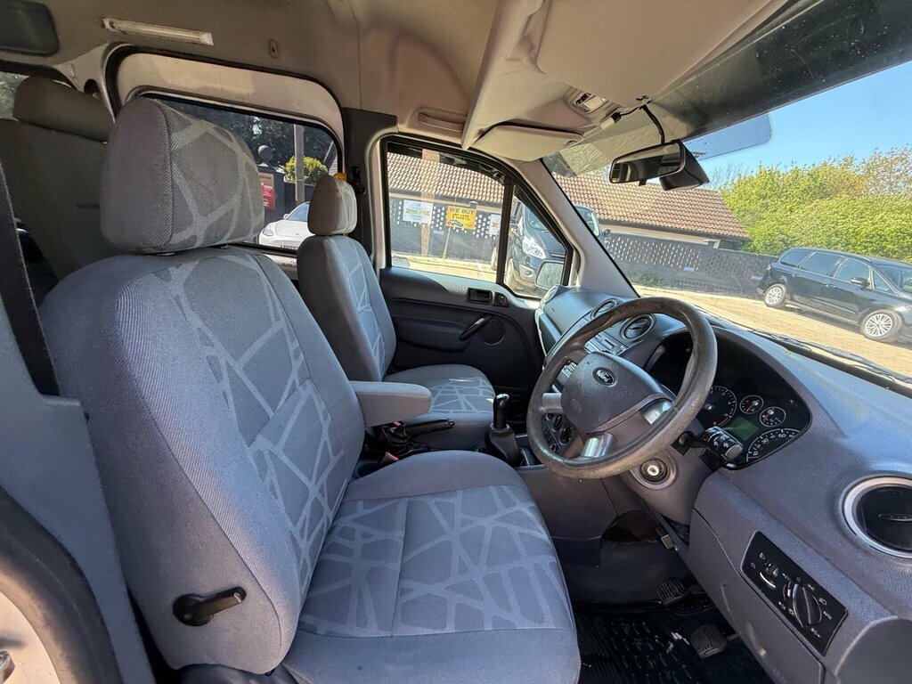Ford Tourneo Connect Connect 1.8 Tdci Trend Bus Fwd Black #10