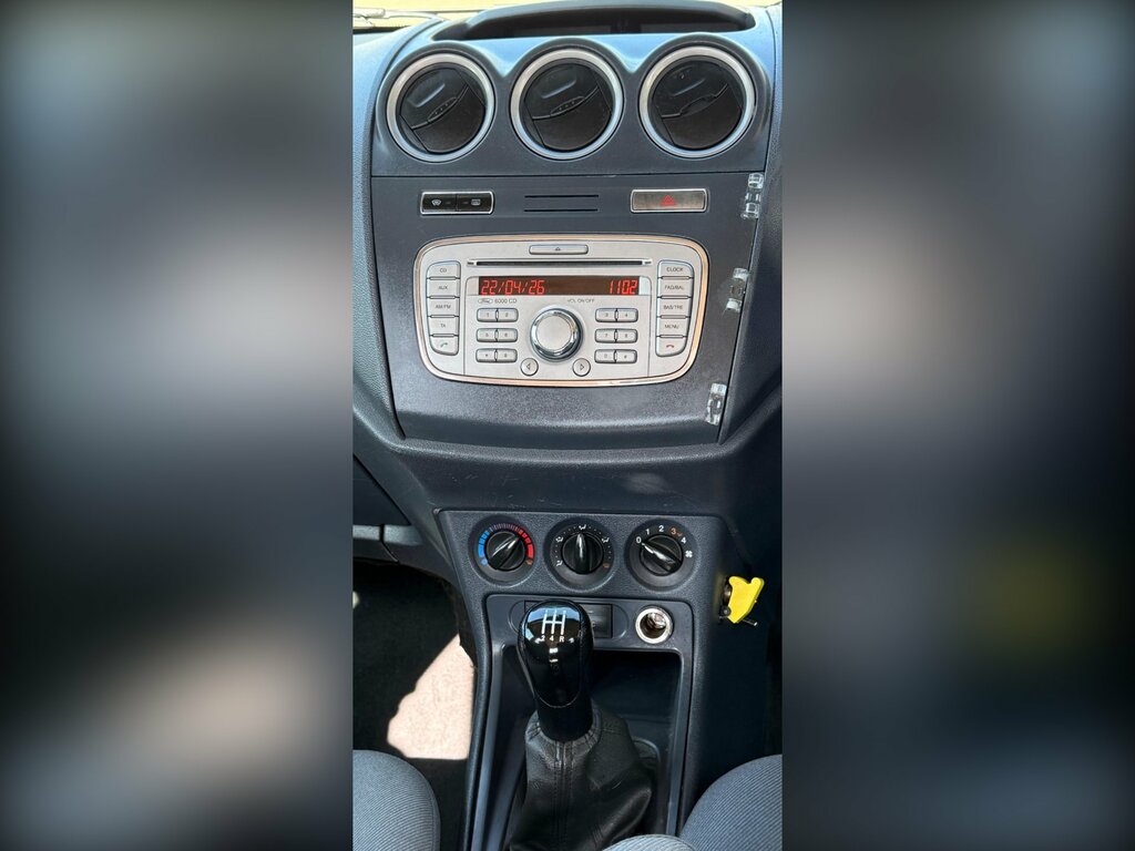 Ford Tourneo Connect Connect 1.8 Tdci Trend Bus Fwd Black #16