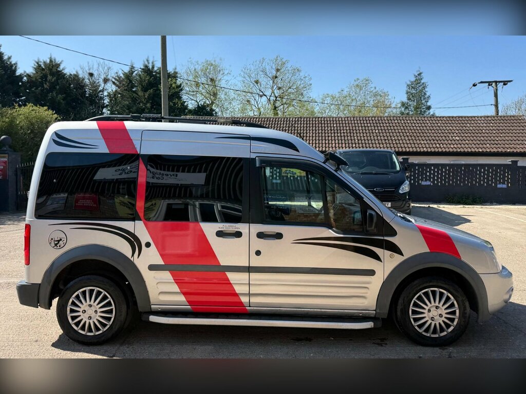 Ford Tourneo Connect Connect 1.8 Tdci Trend Bus Fwd Black #8