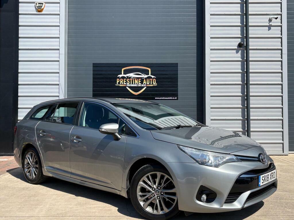 Toyota Avensis 1.6 D-4d Business Edition Touring Sports Euro 6 S Grey