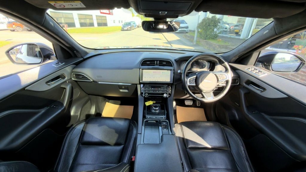 Jaguar F-Pace 2L Chequered Flag YR69EVN Grey #2