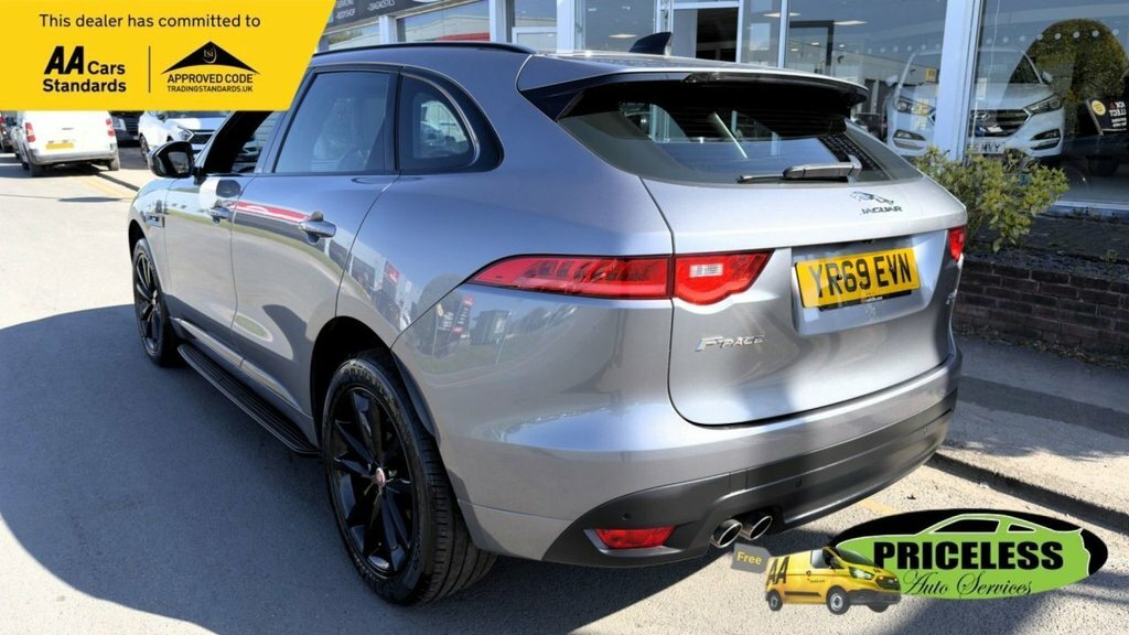 Jaguar F-Pace 2L Chequered Flag YR69EVN Grey #5