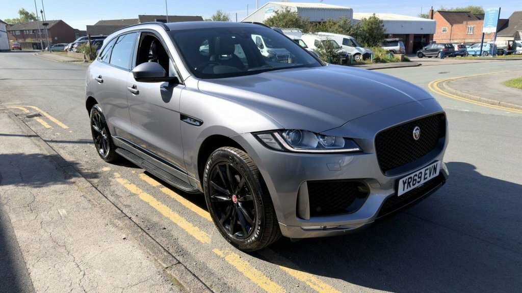 Jaguar F-Pace 2L Chequered Flag YR69EVN Grey #4