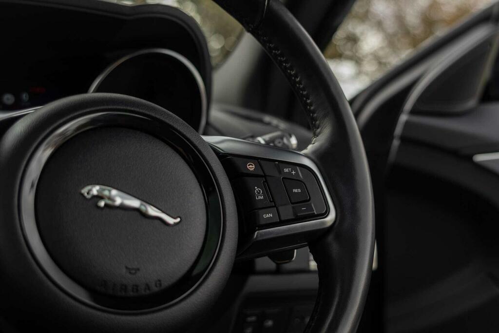 Jaguar F-Type Coupe 3.0 V6 R-dynamic Awd Euro 6 Ss Grey #5