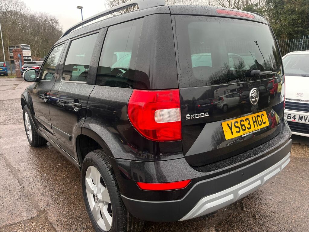 Skoda Yeti 1.2 Tsi Se Dsg YS63HGC Black #5