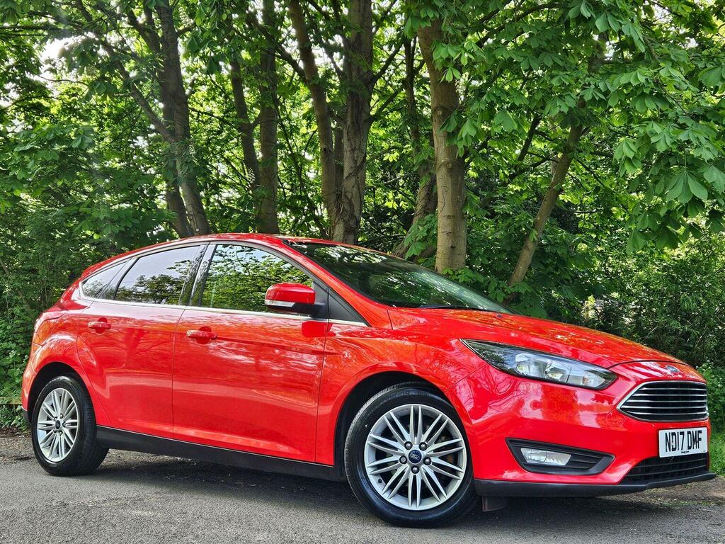 Ford Focus Hatchback 1.0T Ecoboost Zetec Edition Euro 6 Ss Red