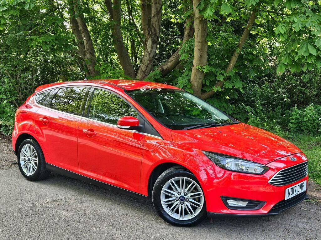 Ford Focus Hatchback 1.0T Ecoboost Zetec Edition Euro 6 Ss ND17DMF Red #4