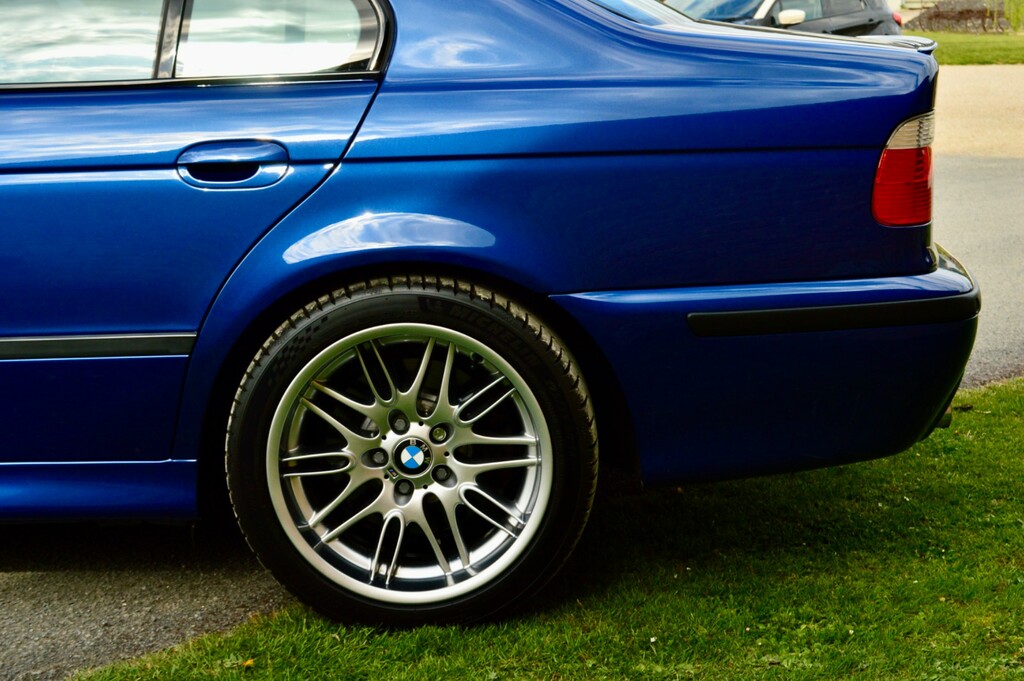 BMW M5 4.9I 4dr Blue #38
