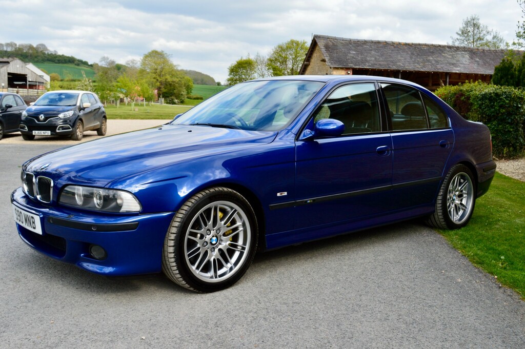 BMW M5 4.9I 4dr Blue #8