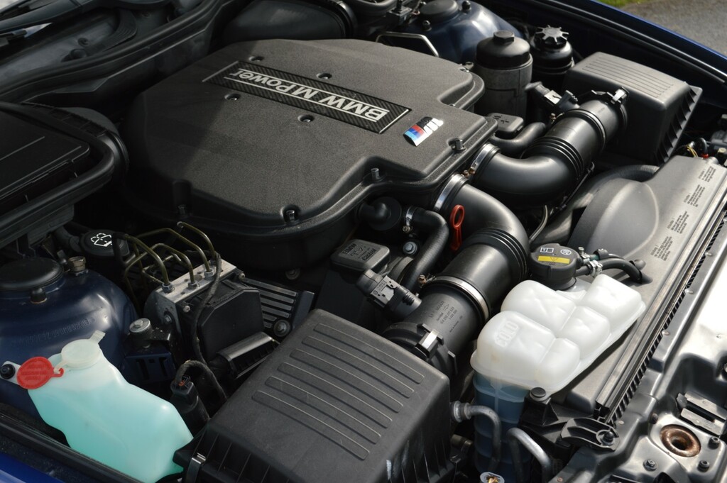BMW M5 4.9I 4dr Blue #34