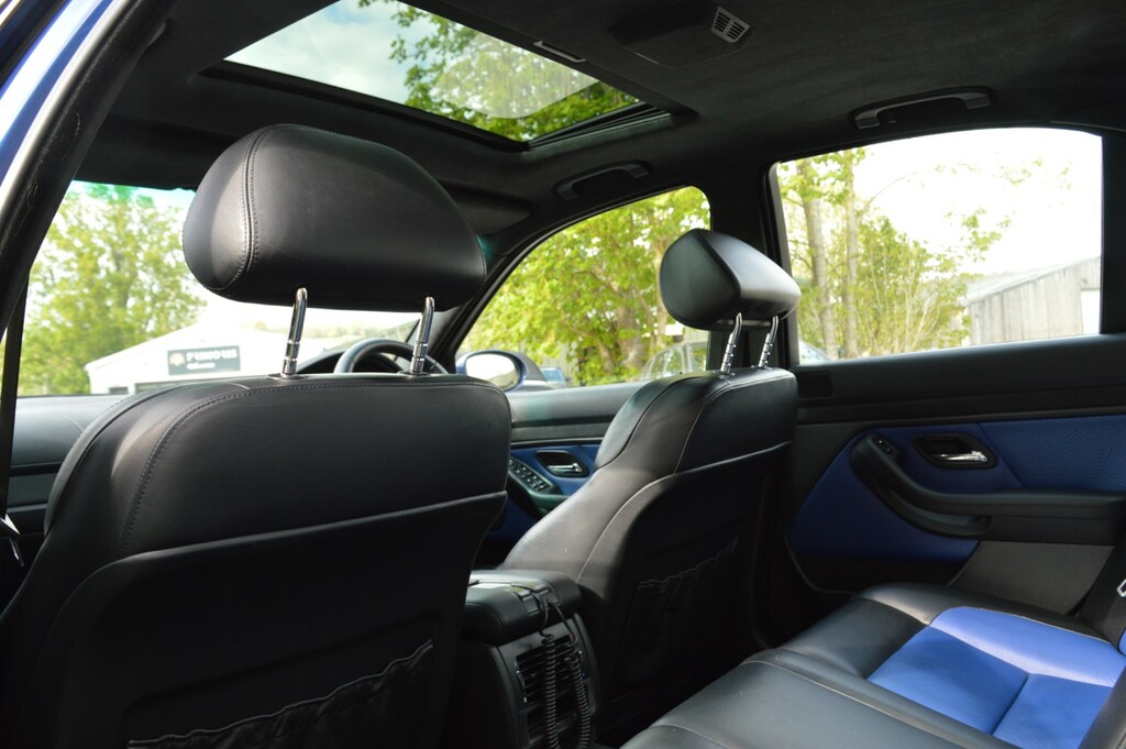 BMW M5 4.9I 4dr Blue #21