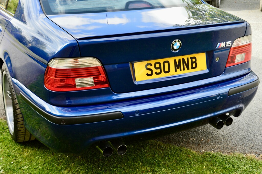 BMW M5 4.9I 4dr Blue #11